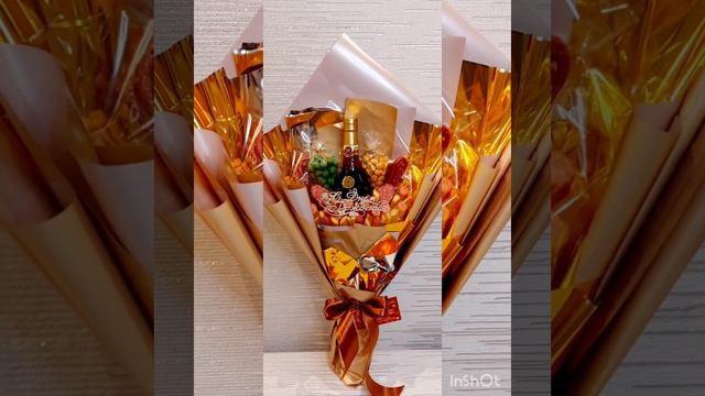 Мужской букет с коньяком и закусками