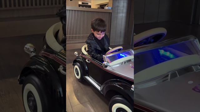 У 4-летнего сына Тимати появился первый автомобиль