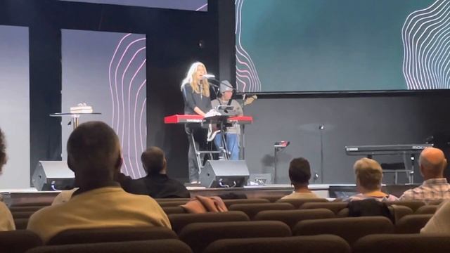 Dana Glover Singing Song from Shrek at FOL 2/26/23