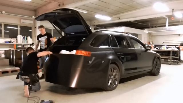 Car wrapping - Skoda Octavia RS 2014 Satin black wrap