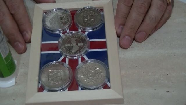 НУМИЗМАТИКА.Панно  из красивых монет.