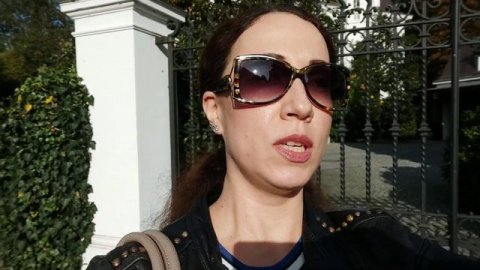 ПРОПАЛА ПОСЫЛКА С ПАРФЮМОМ. НУЖНА ВАША ПОМОЩЬ В ВЫБОРЕ АРОМАТА