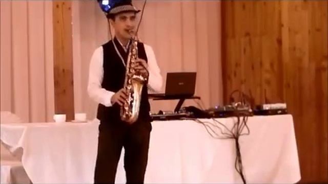 Саксофонист на свадьбу