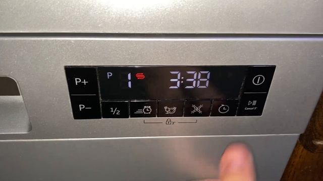 Beko dishwasher: Maintenance wash (InnerClean 73°C)