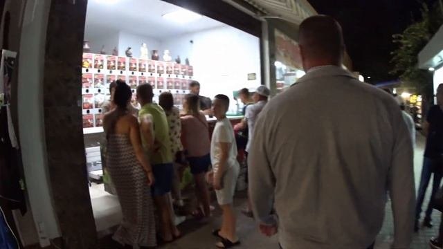 Где вкусные роллы в Лазаревском???? ?️