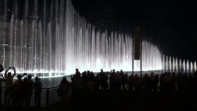 Фонтаны ОАЭ Дубай