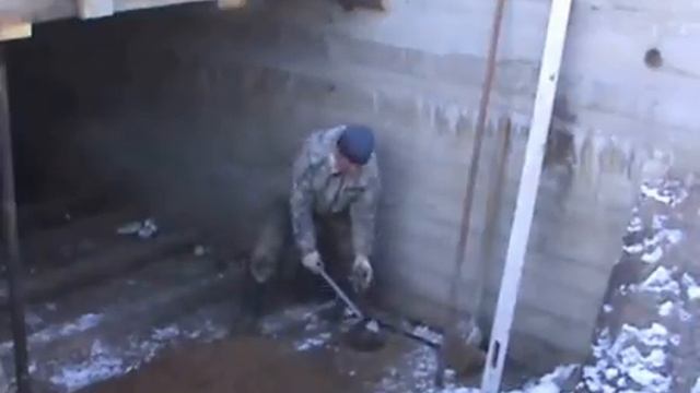 Скважина для воды рыболовным ледобуром