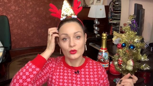 Покупки подарков к Новому году/ UNIQLO, LIMÉ, H&M, DOLCE&GABBANA
