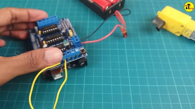 Motor driver shield control (L293D IC)
