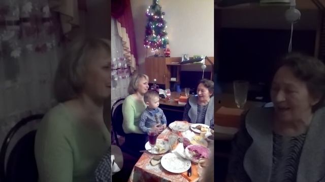 Самый главный певун!)))