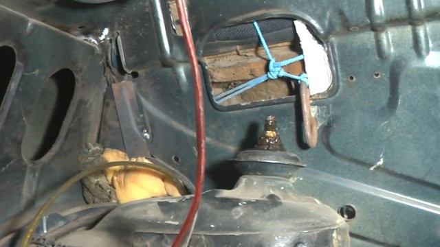 AUDI 80 B3 ремонт ходовой  установка металических шайб вместо сайлентблок в подрамник опоры ваз 211