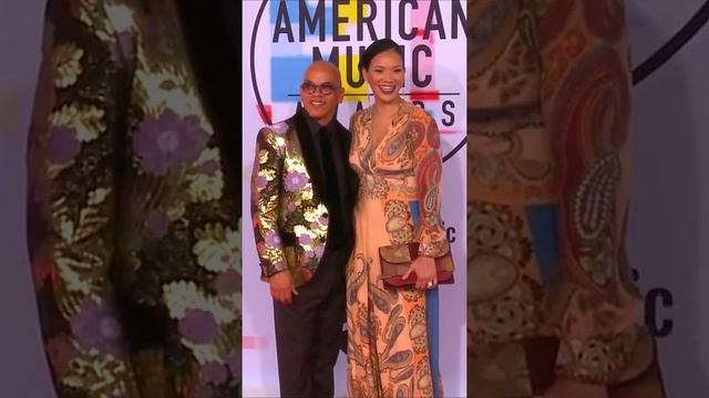 2018 Red Carpet Music Awards Super Star Fashion Show American Music (61)