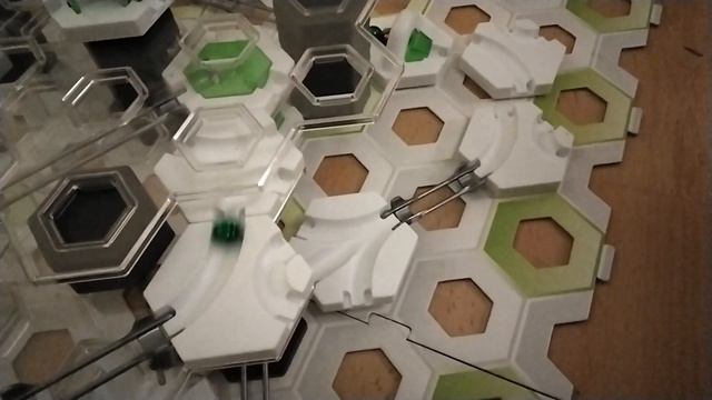 Freddis 1.Gravitrax Bahn
