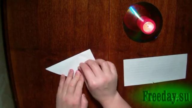 Хорошо прыгающая лягушка из бумаги