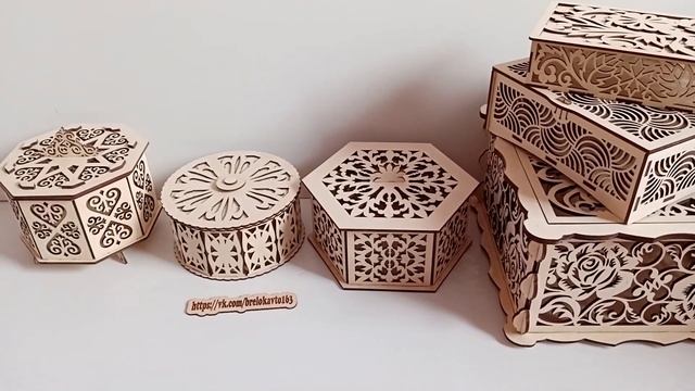 Шкатулки разные резные