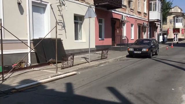 Монтаж кованного навеса