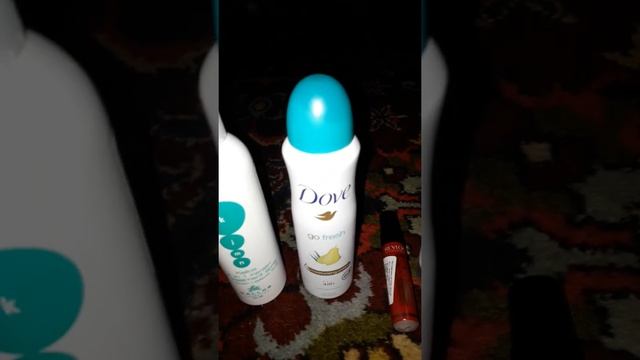 Косметика классно:дезодорант с грушей,спрейчик для волос,спрей маска для волос,маска для лица.?
