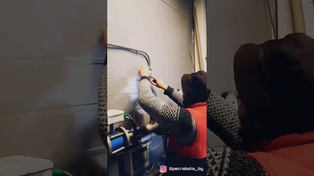 Установка и подключение накладной розетки schnaider розетка  electrician электромонтаж минск
