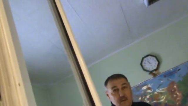 Если встал на место директора - день второй