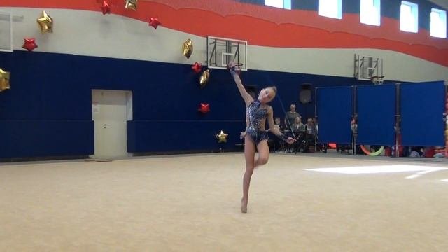 Щелчкова Саша скакалка