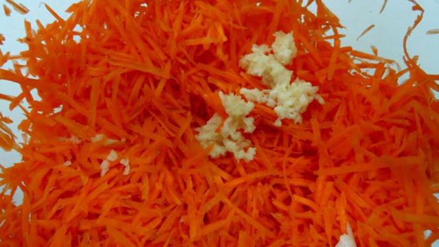 Острая морковная закуска