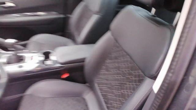 Peugeot 3008 Allure, 2016, 1,6hdi, 88kWt, 157km, panorama, 13,8$