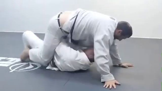 Gentle rolling with my new friend James! #bjj #grappling #martialarts