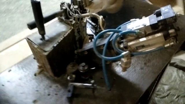 Станок кромкооблицовочный КОС 1.10