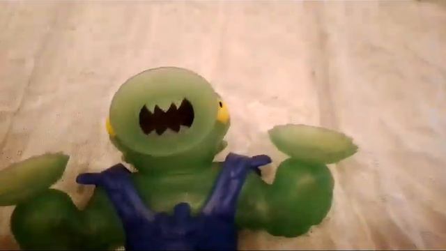 Рок Джо и Спрут заморозили героев Гуджитцу. Rock Jaw and Squidor froze the heroes of Goojitzu