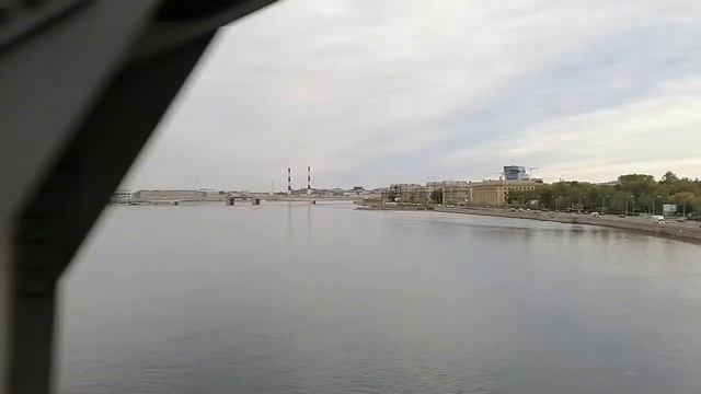 Прибытие поезда на Ладожский вокзал.