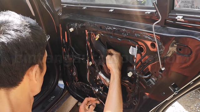 REPAIR POWER WINDOW MOTOR BMW E90 || Memperbaiki Power Window Macet BMW 320i E90