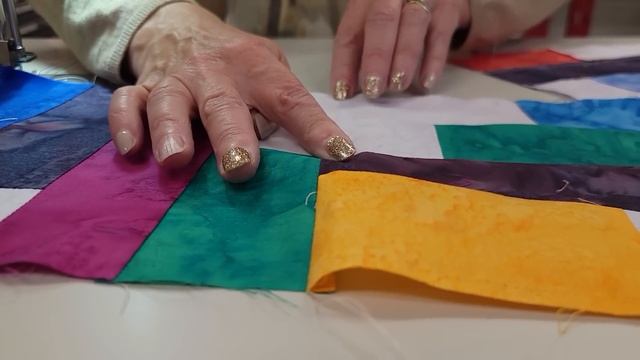 CIRCLE BACK - IT'S A QUILT MASTERPIECE!