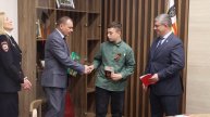 Александр Новиков вручил паспорта детям из семей участников СВО и, достигшим 14-летнего возраста