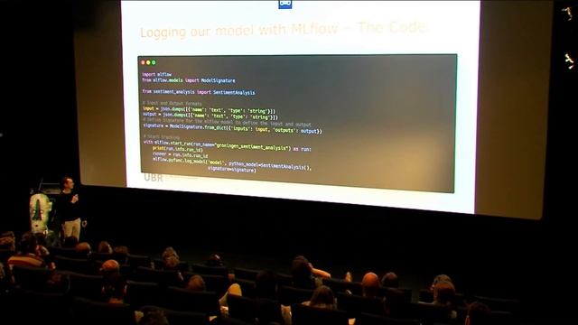 MLOps with MLFlow + DVC on Groningen open data. By Laurens Weijs