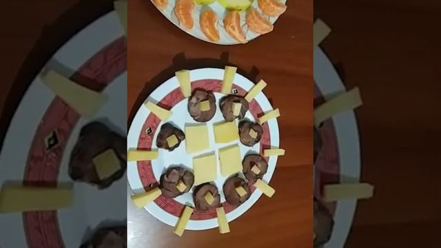 КУЛИНАРНЫЕ НАТЮРМОРТЫ ОТ АХМЕДА ЗУРАБОВА ЧТОБ ПРОШЛО СКОРЕЕ ВРЕМЯ!