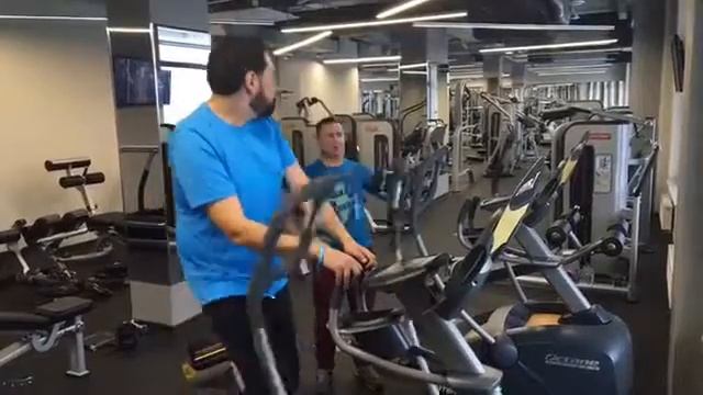 Спортивно-позитивное утро в фитнес-клубе Аквамарин