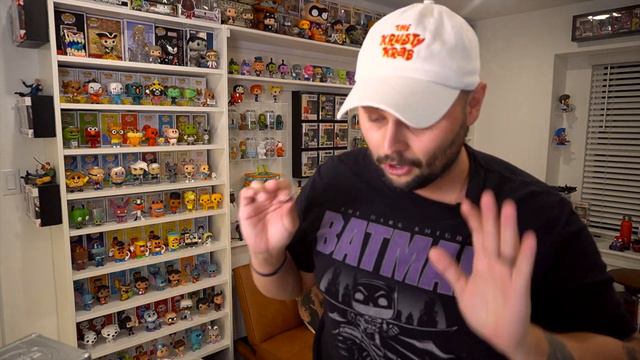 OPENING THE VAULT! (First Look at Pop Classics Joker) #funkopop #batman #joker