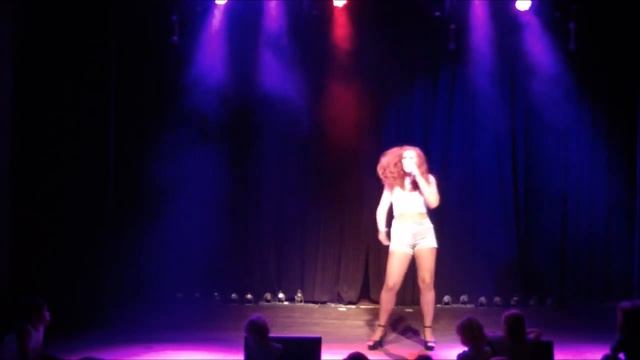 Emma Frankenberg - Flat on the floor