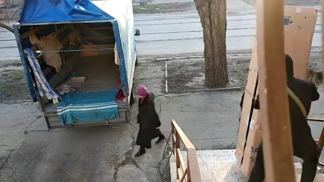 Грузчики #ВозимНосим