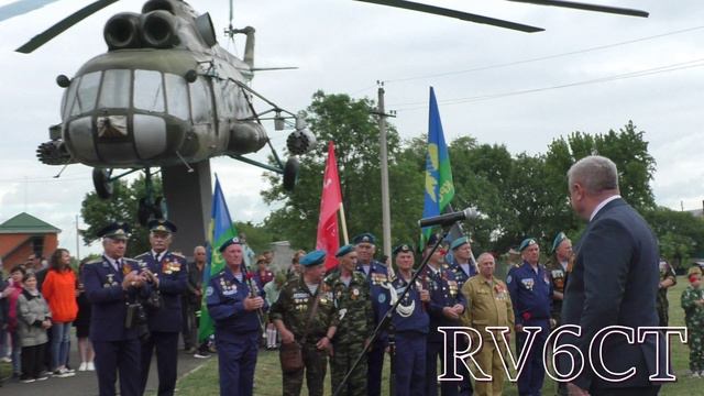 Памятник летчикам в Лабинске.