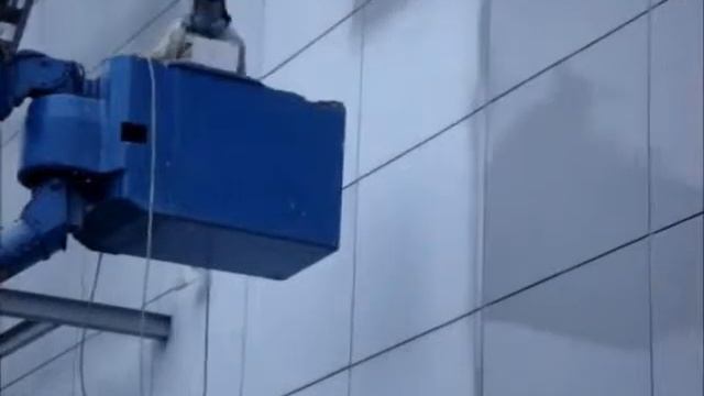 Покраска фасада с автовышки