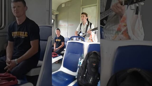В Мужика очень классно получается петь УКРАИНСКИЕ Народные песни