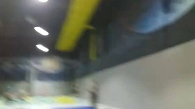 Приехали на батутный цент который находится 30 км от наших домов.
