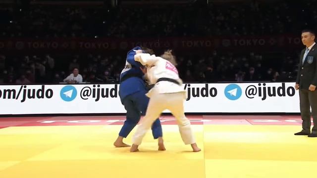 Nabekura's Double-Stab Ouchi at 2022 Tokyo GS