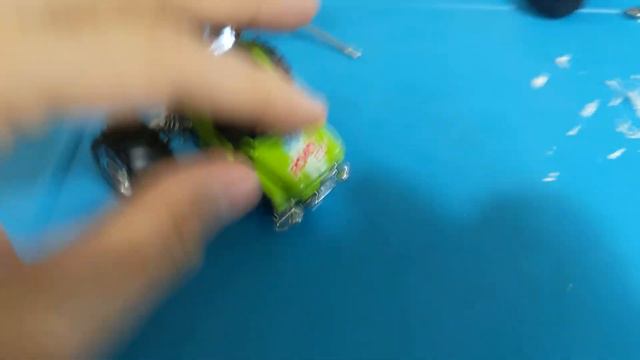 Ремонт подвески игрушечной машинки