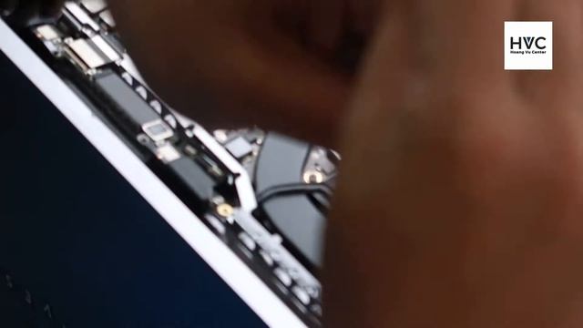Thay màn hình macbook pro 15 inch 2016 2017 2018 2019 2020