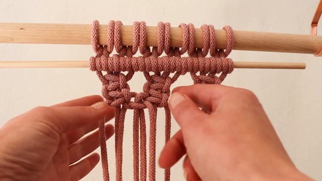Macrame Tutorial for Beginners. Tips on making of Sonata Del Mar Wall Hanging