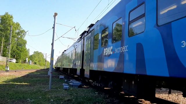 Прибытие ЭП2Д-0085 "РЭКС" экспресс-рейсом "Царицыно - Львовская" на конечную и отправление ЭП2Д-007