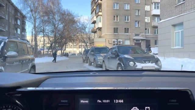 93 рубля в час. Тариф Бизнес в Новосибирске. Работа водителем в Яндекс.Такси