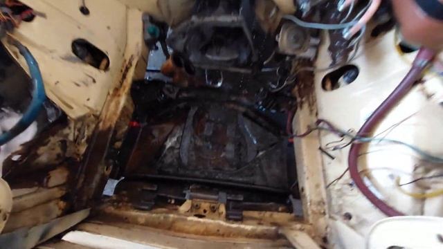 Vaz 2106 ga 16 klapanlik motor qo'ydik.